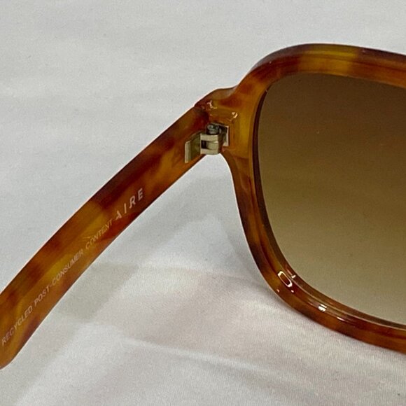 AIRE Whirlpool Vintage Tort Brown Gradient Lens Sunglasses One Size - Picture 13 of 13